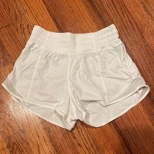 Lululemon Hotty Hot High-Rise Lined Short 2.5" in Color White